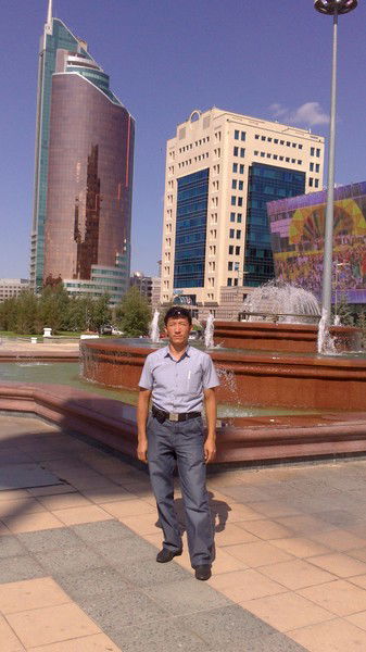 Медет Есимбеков