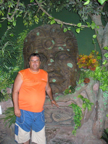 Михаил Кузнецов