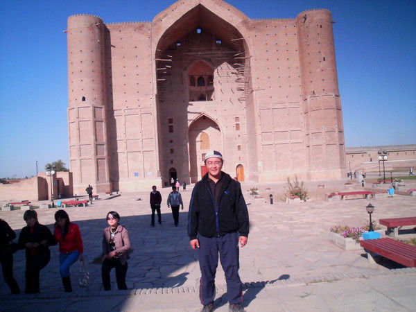 Аскар Налеев