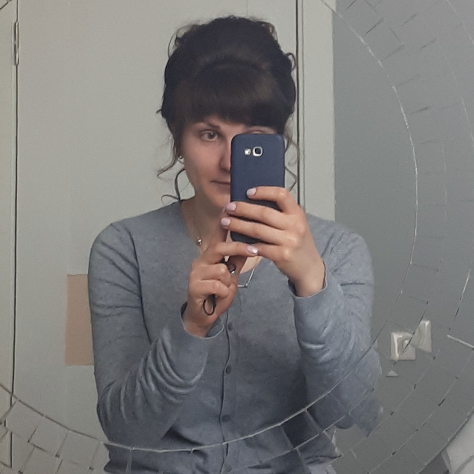 Лена Николаева