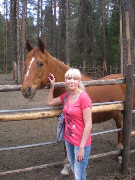 Светуля Сластникова