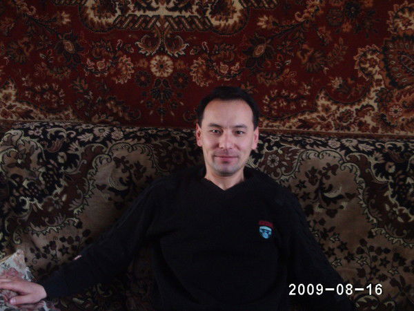 Ринат Махпиров