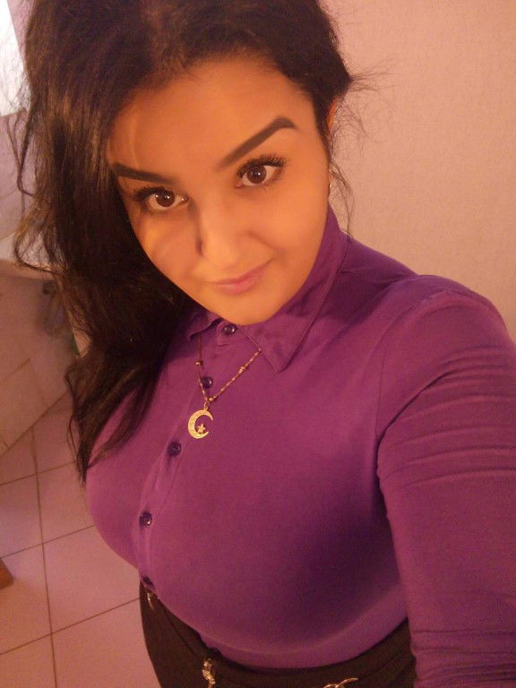 Азиза Бахшиева