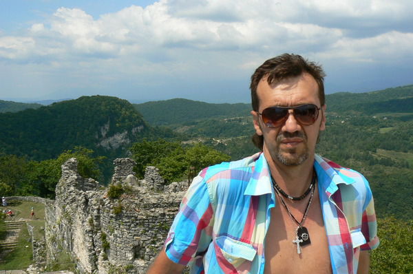 Анатолий Воронов