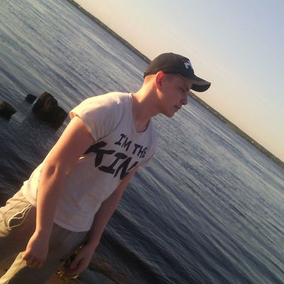 Илья Варзумов