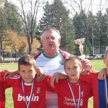 Анатолий Иванов