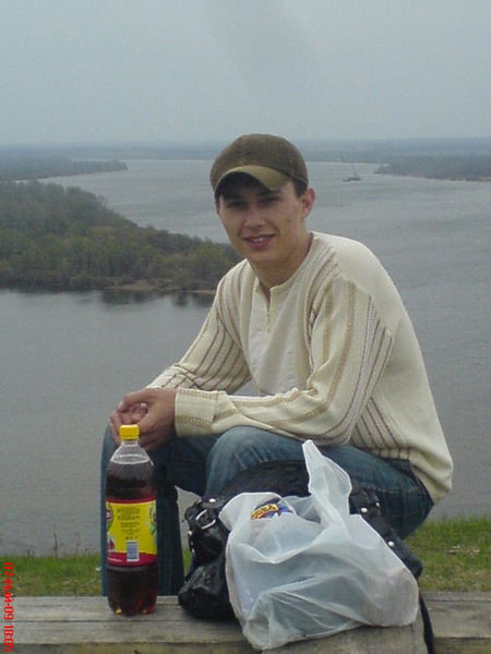 Антон Гарипов