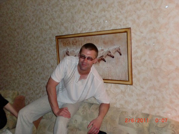 Антон Щежин