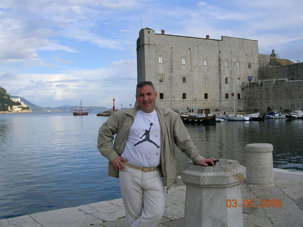 Олег Хмарский