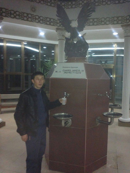 Мухтар Кудеров