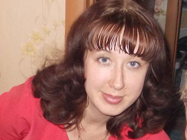 Елена Долгополова
