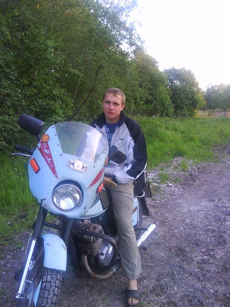 Денис Устюгов