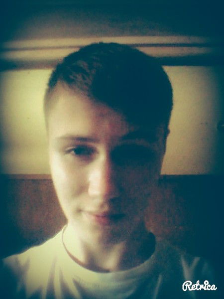 Денис Салахов