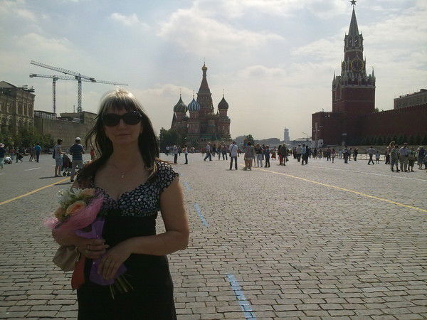 Елена Комисаренко