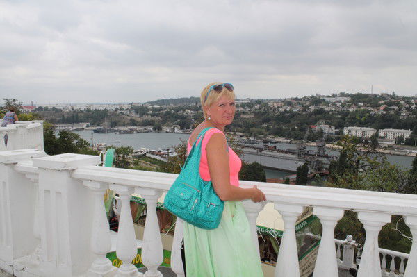 Лариса Колесникова