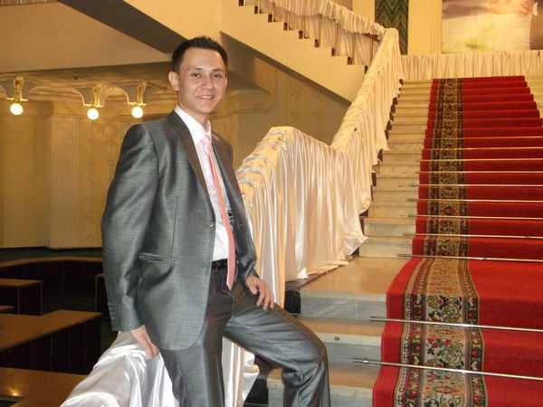 Санжар Сариев