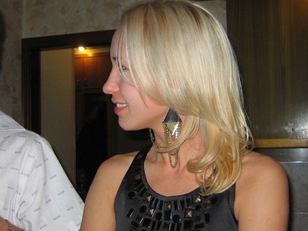 Аня Иванова