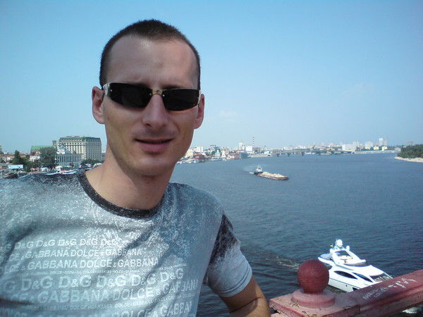 Игорь Лысенко