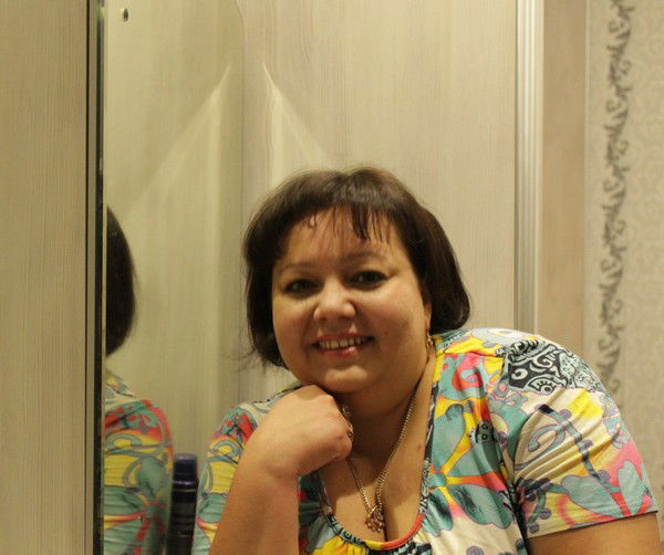 Елена Хазикова