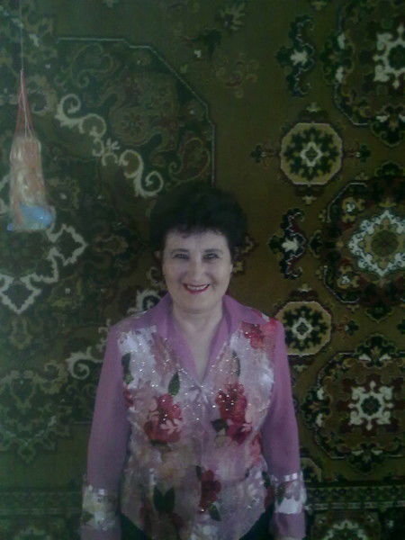 Надежда Попова