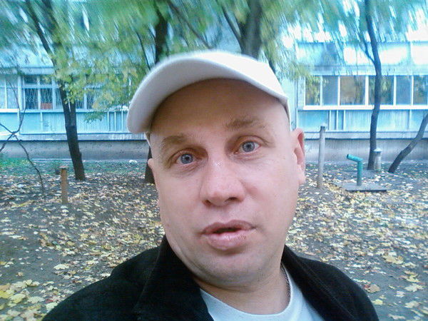 Олег Раковский