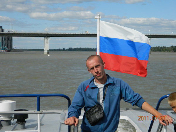 Владимир Мельник