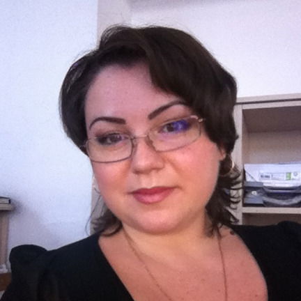 Елена Кобзарь