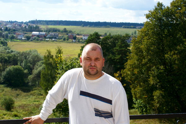 Константин Колесников