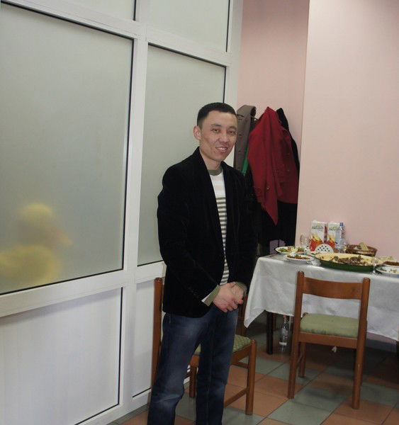 Асхат Бекмуханбетов