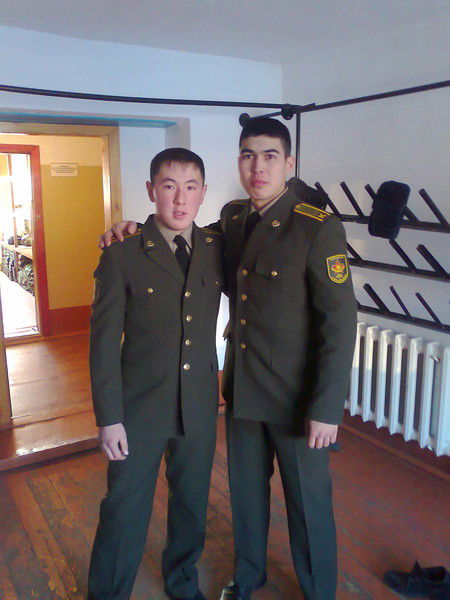 Данияр Султанов