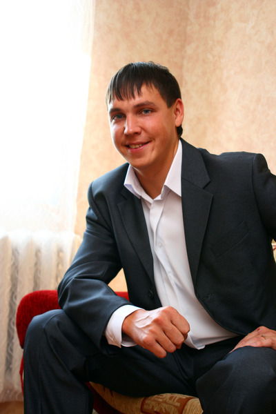 Анатолий Михайлов