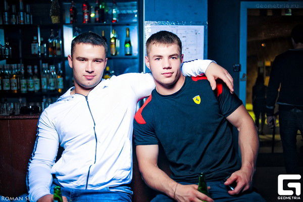 Неизвестно Неизвестно