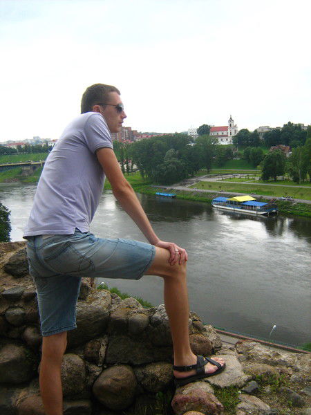 Неизвестно Неизвестно