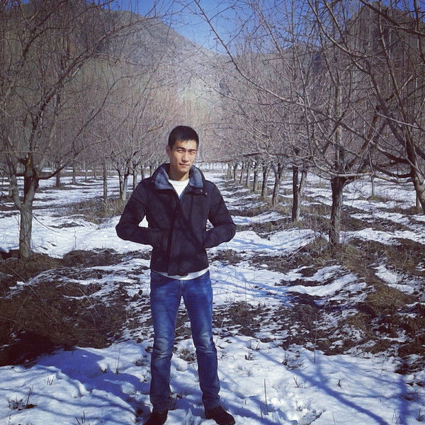 Омур Эрнисов