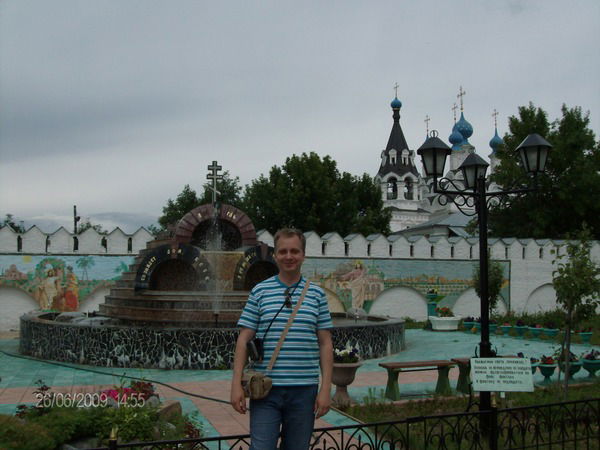 Антон Чугуров