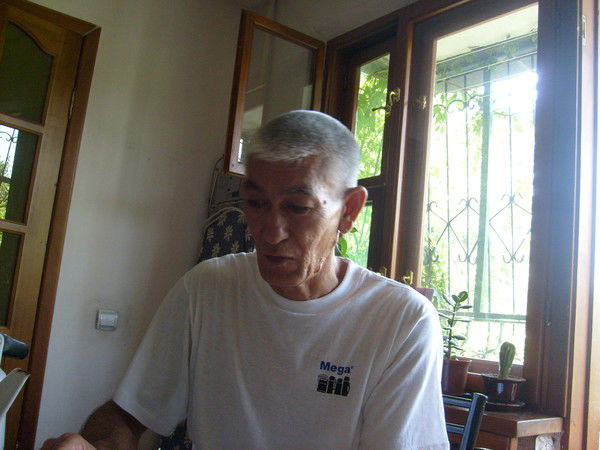 Равшанбек Гафуров