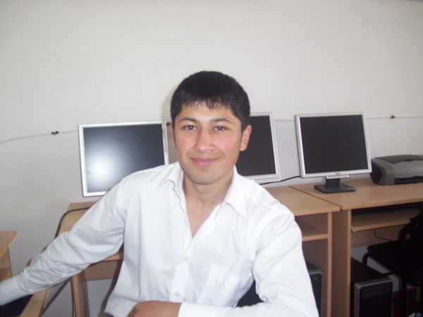 Пахлавон Холмурзаев