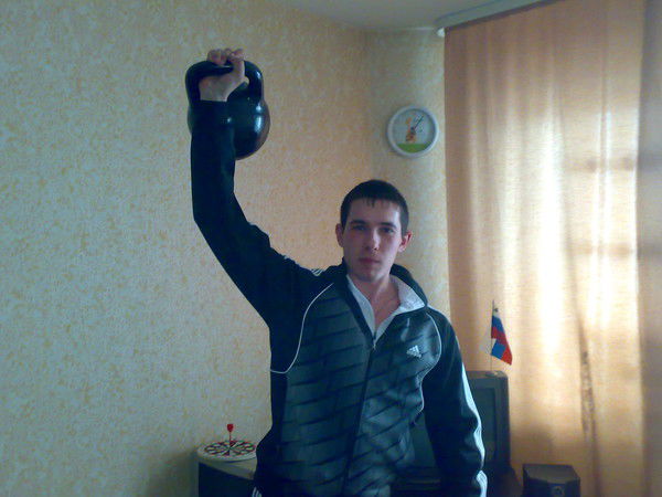 Игорь Новиков