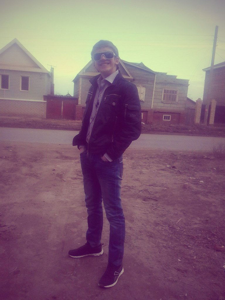 Фамилию И Имя Не Скажу:)