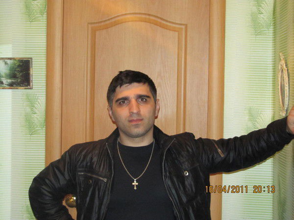 Альберт Шакаров