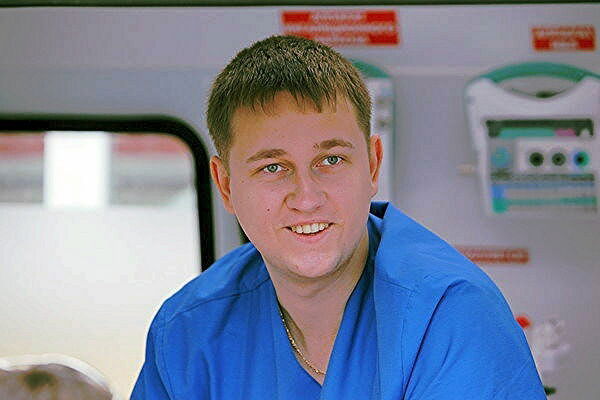 Александр Колесников