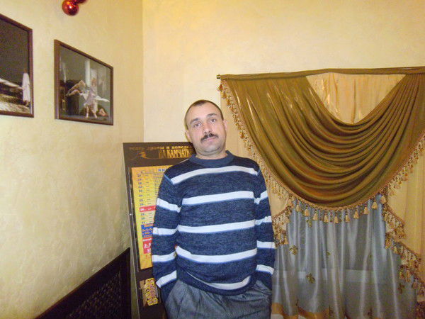 Саша Степанов