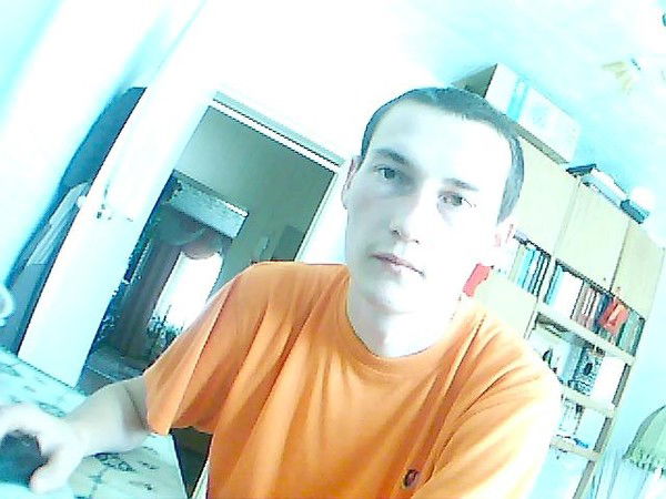 Макс Ахматов