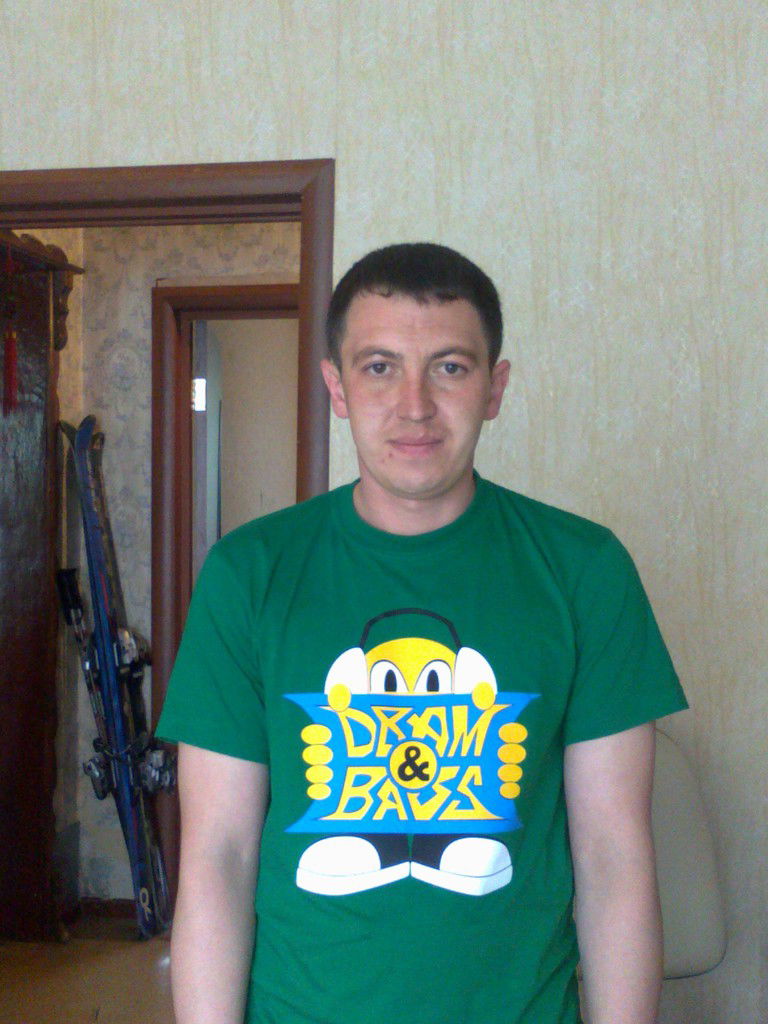 Александр Устюжин