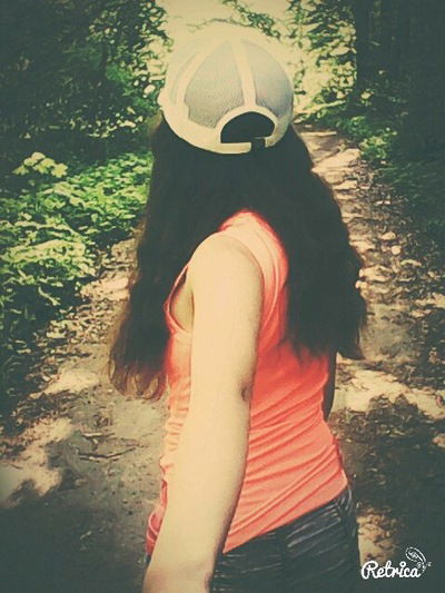 Александра Захарова