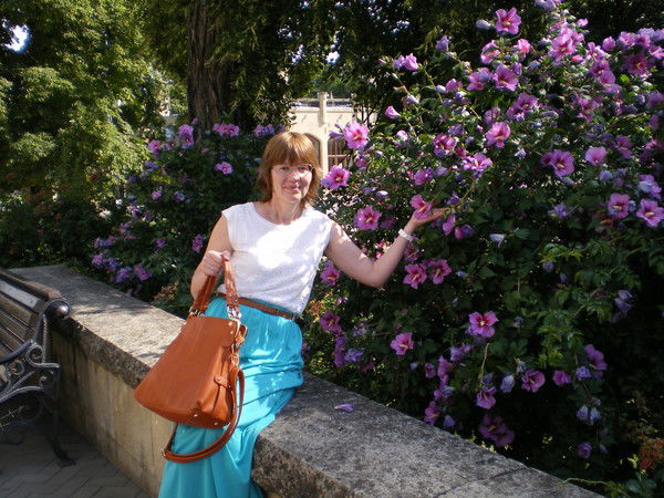 Елена Салахова