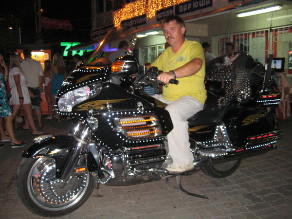 Александр Суфлян