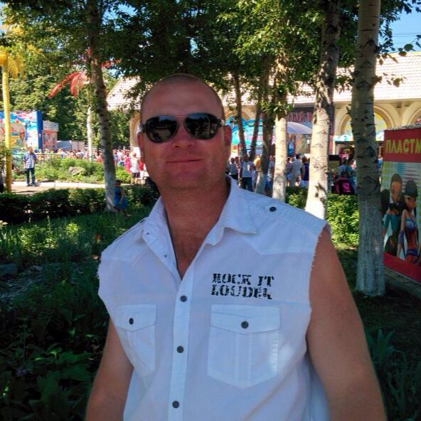 Павел Кузнецов