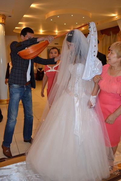 Ернар Гульжан ...