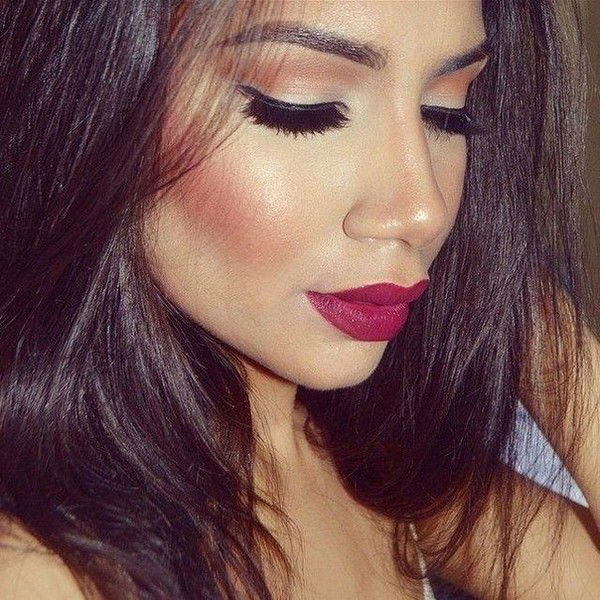 Ezidka ╰⊰✿⊱ ⊰✿⊱╮